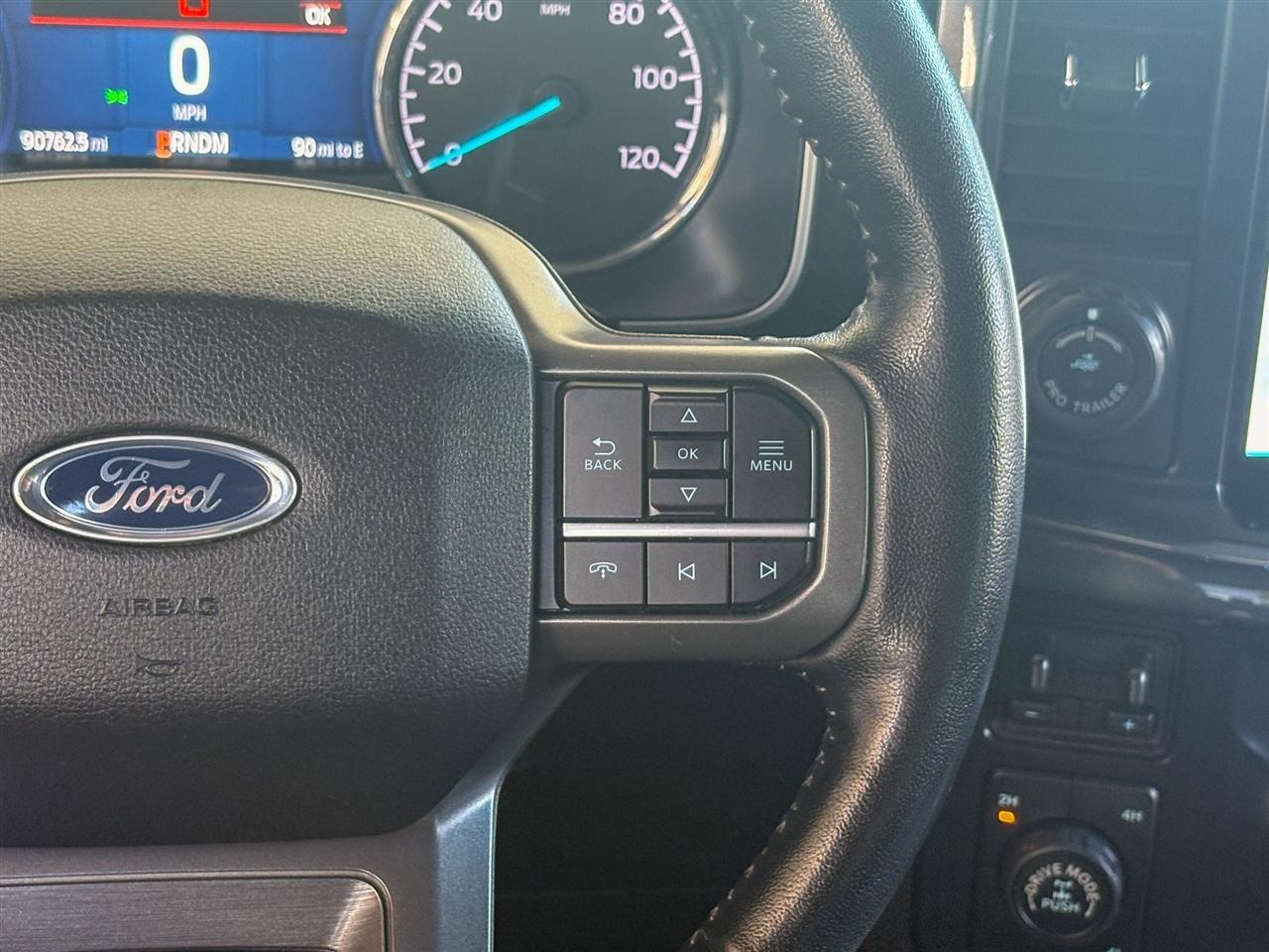 Ford F-150 XLT SuperCrew 4WD 2022