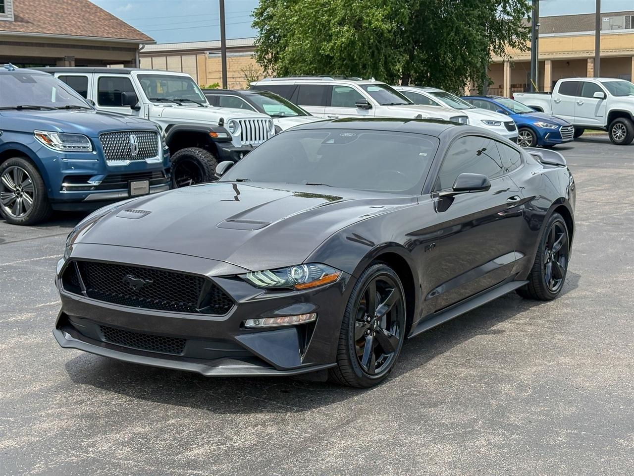 Ford Mustang  2022