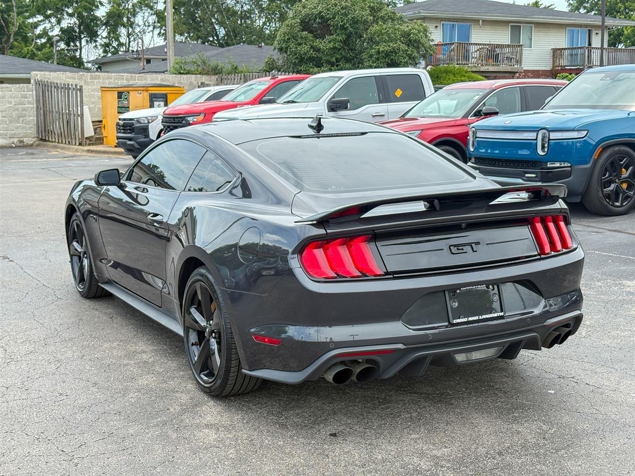 Ford Mustang  2022