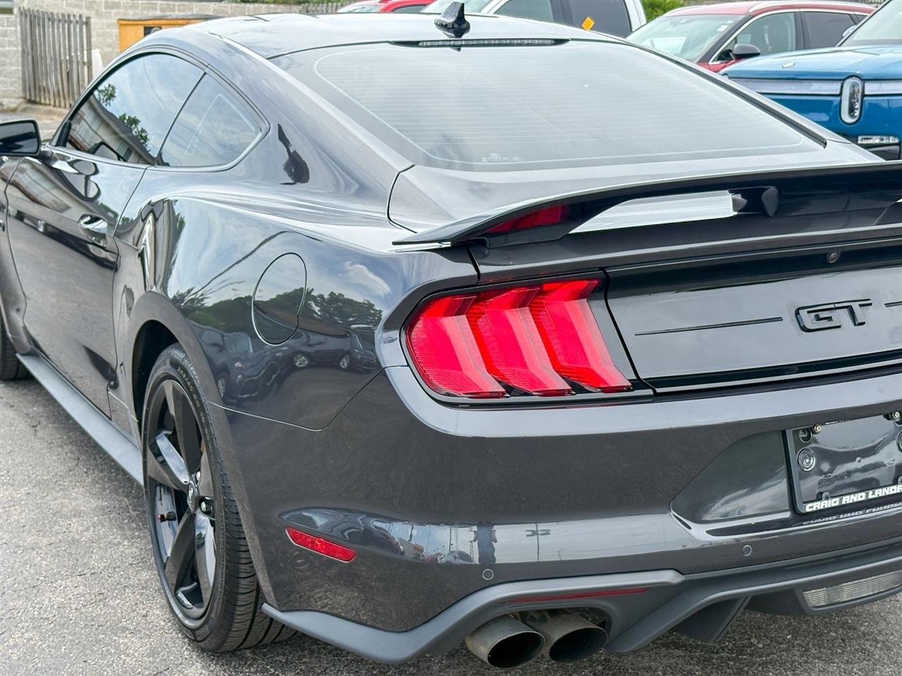 Ford Mustang  2022