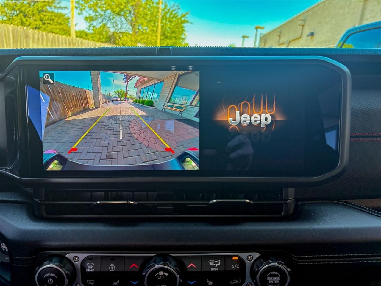 Jeep Gladiator  2025