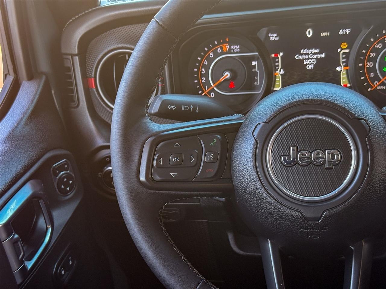 Jeep Gladiator  2025