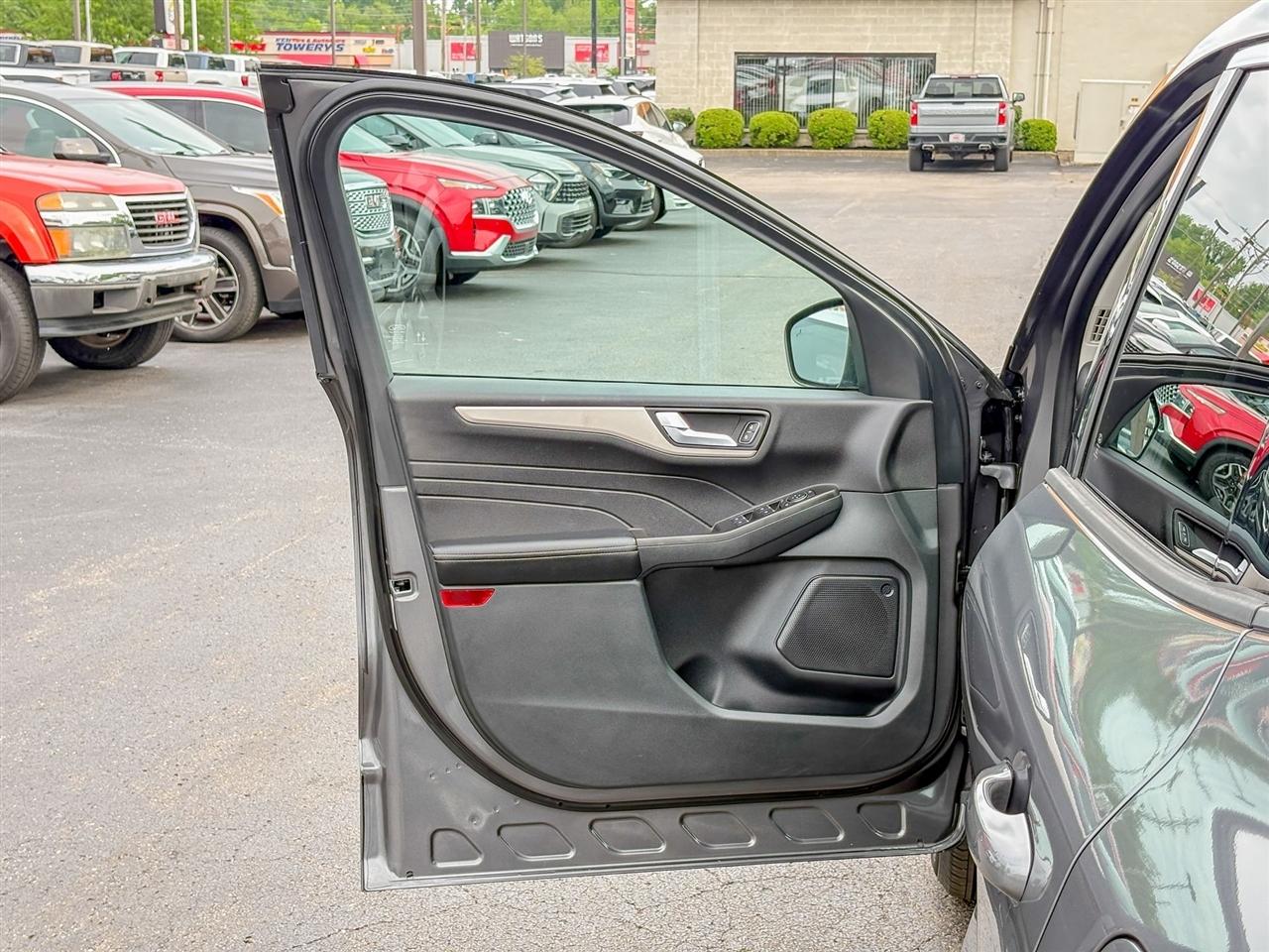 Ford Escape  2021