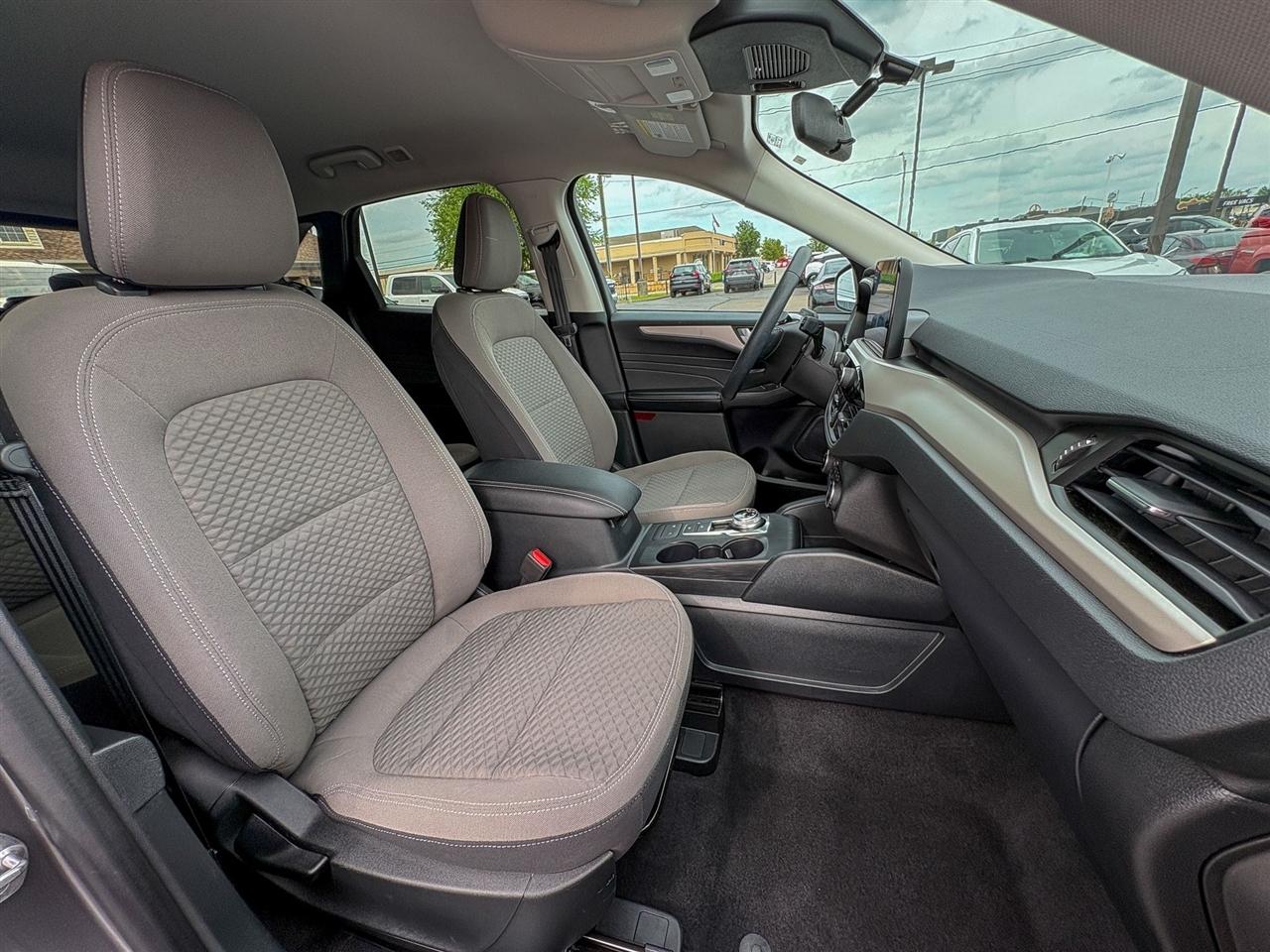 Ford Escape  2021