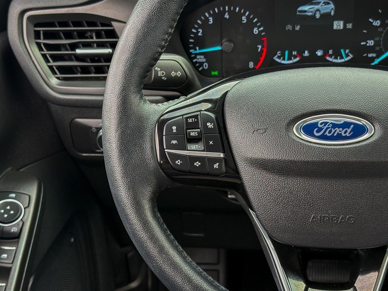 Ford Escape  2021