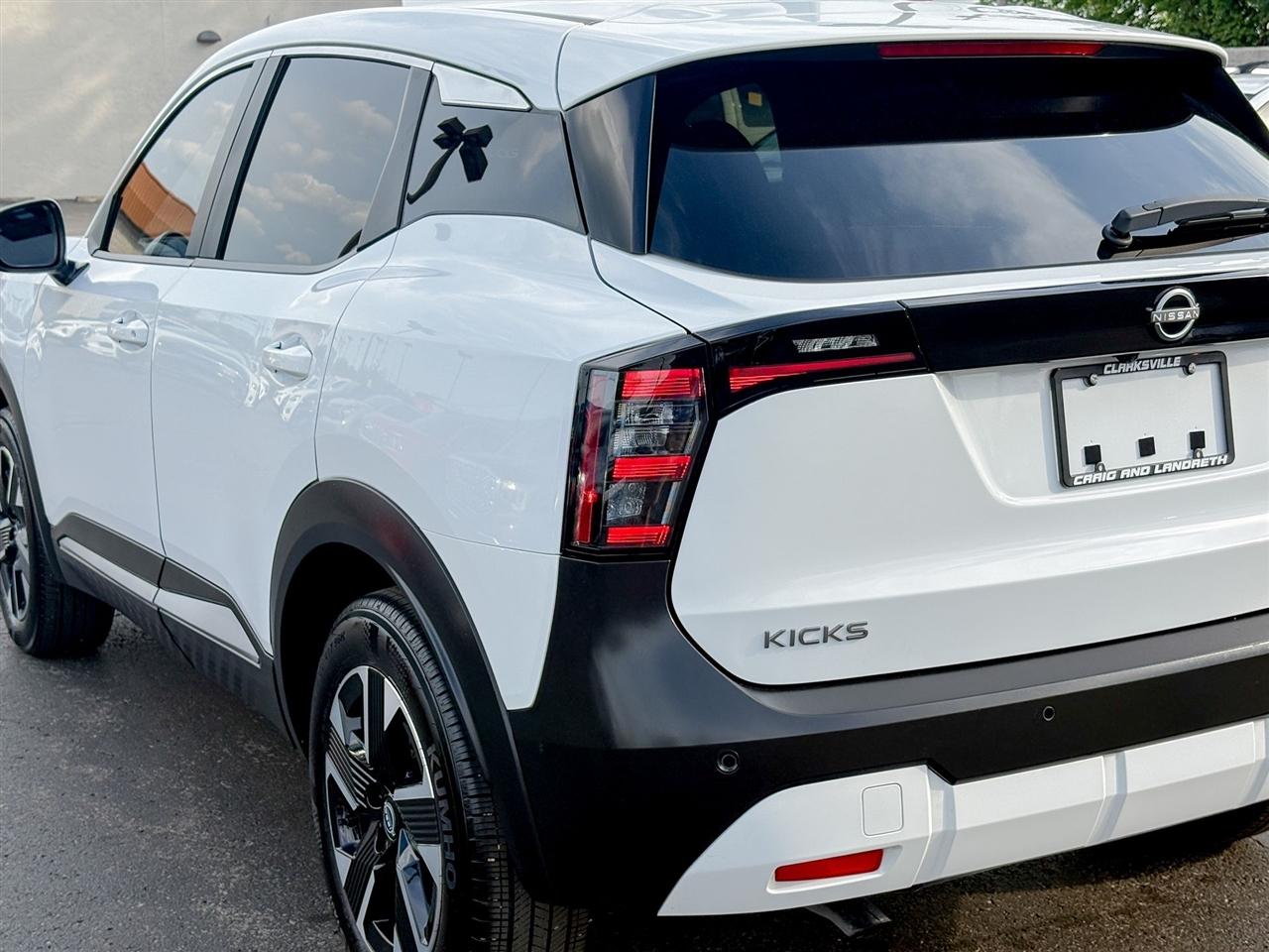 Nissan Kicks  2025