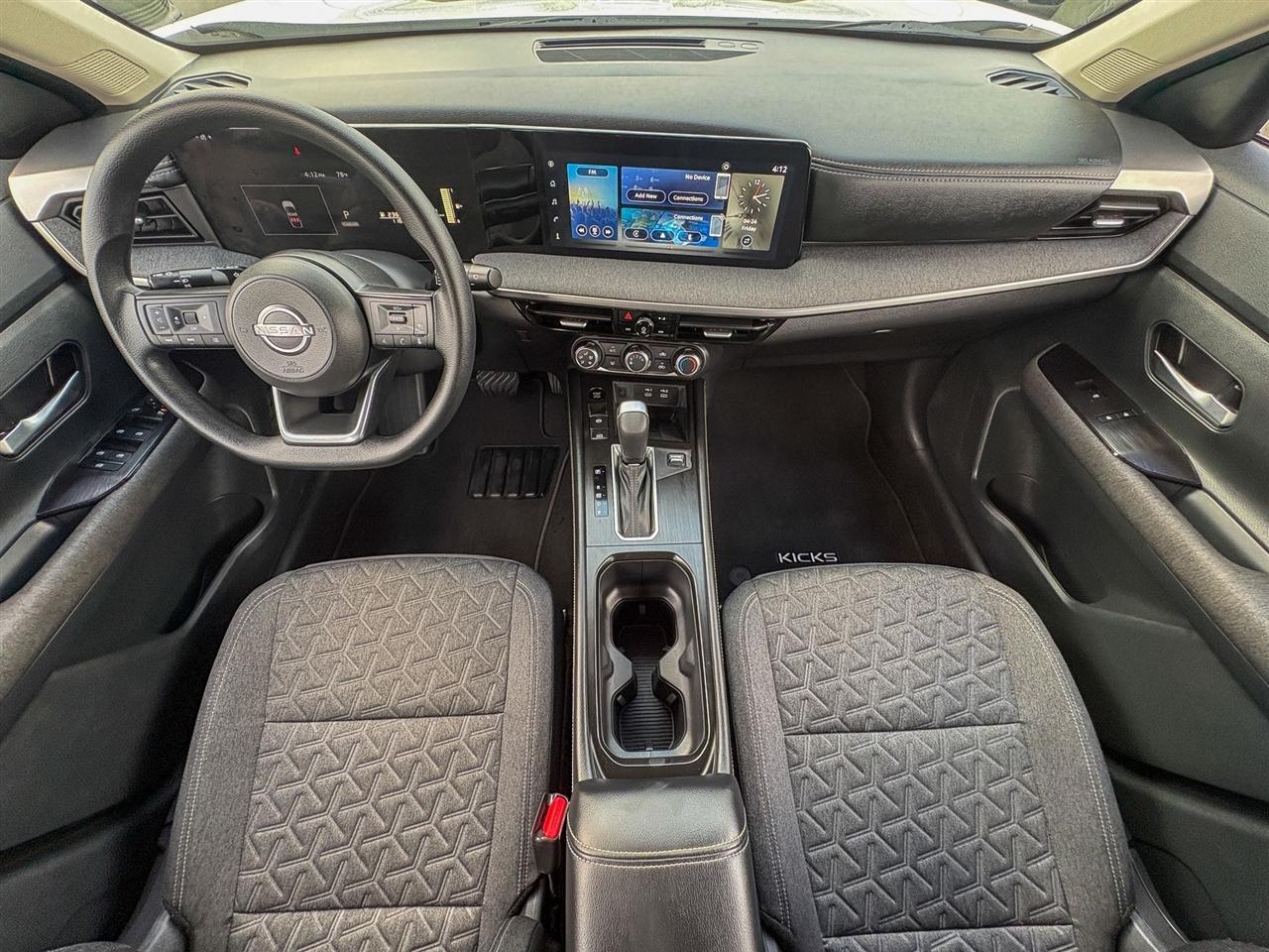 Nissan Kicks  2025