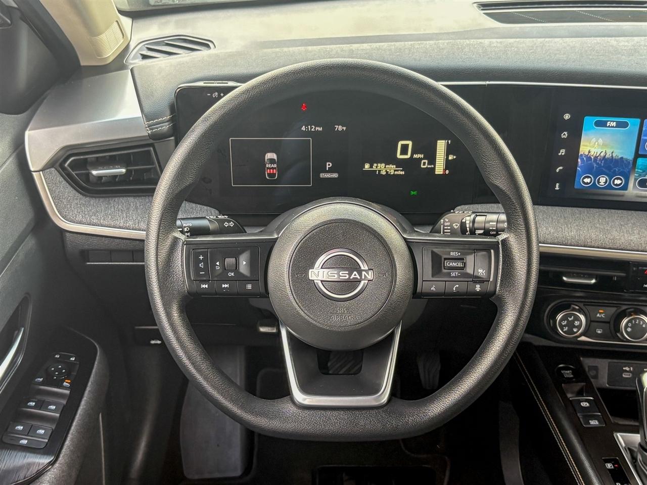 Nissan Kicks  2025