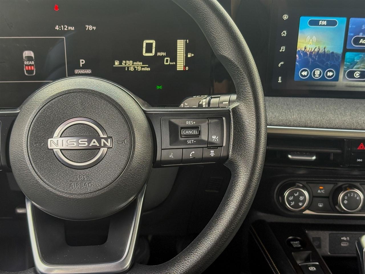 Nissan Kicks  2025