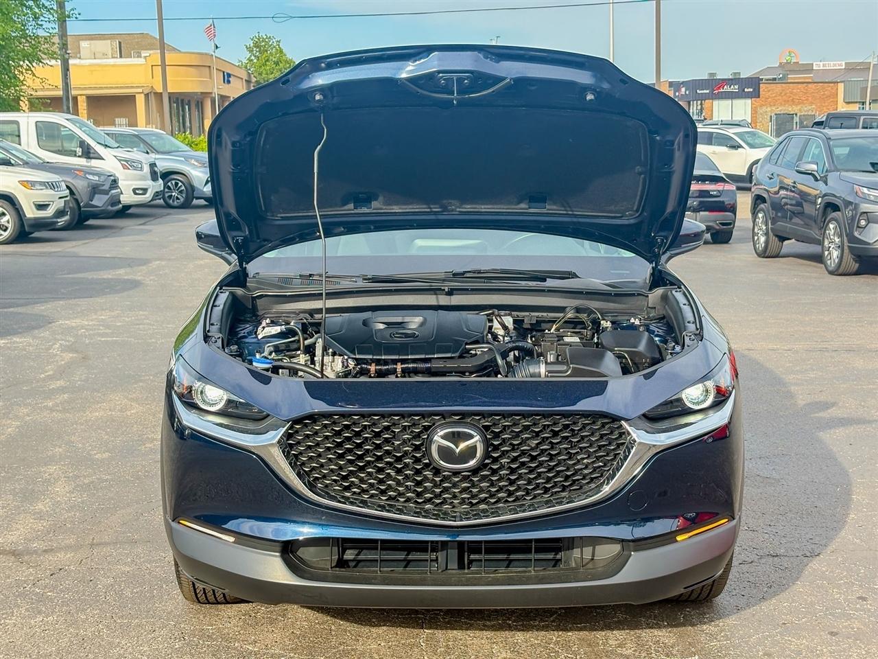 Mazda CX-30  2025