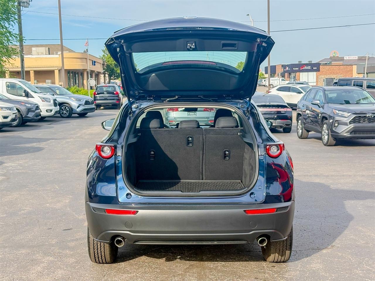 Mazda CX-30  2025