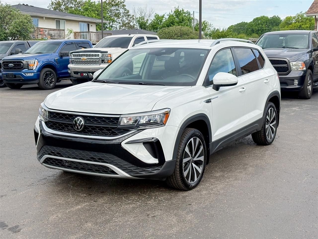 Volkswagen Taos  2024