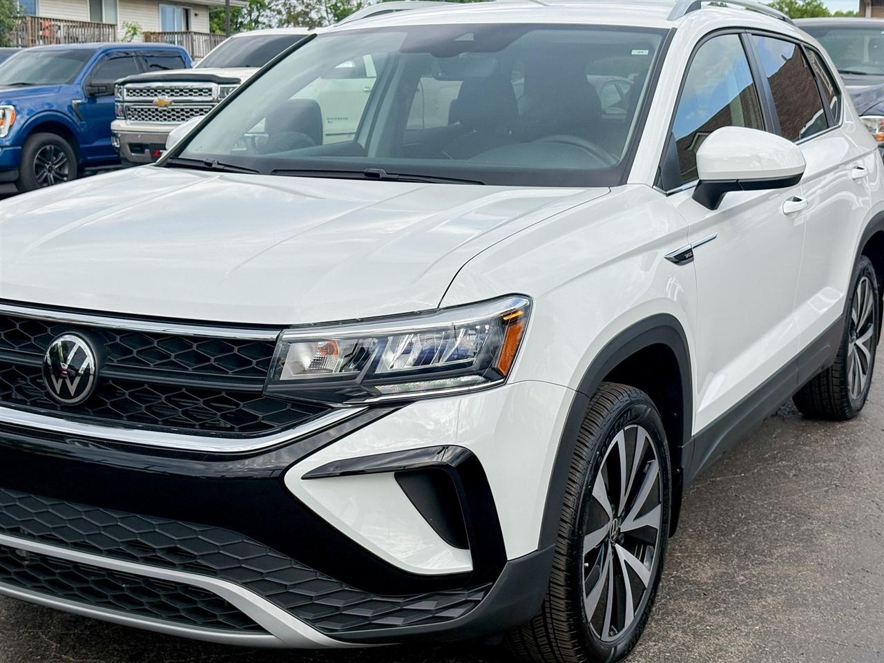 Volkswagen Taos  2024
