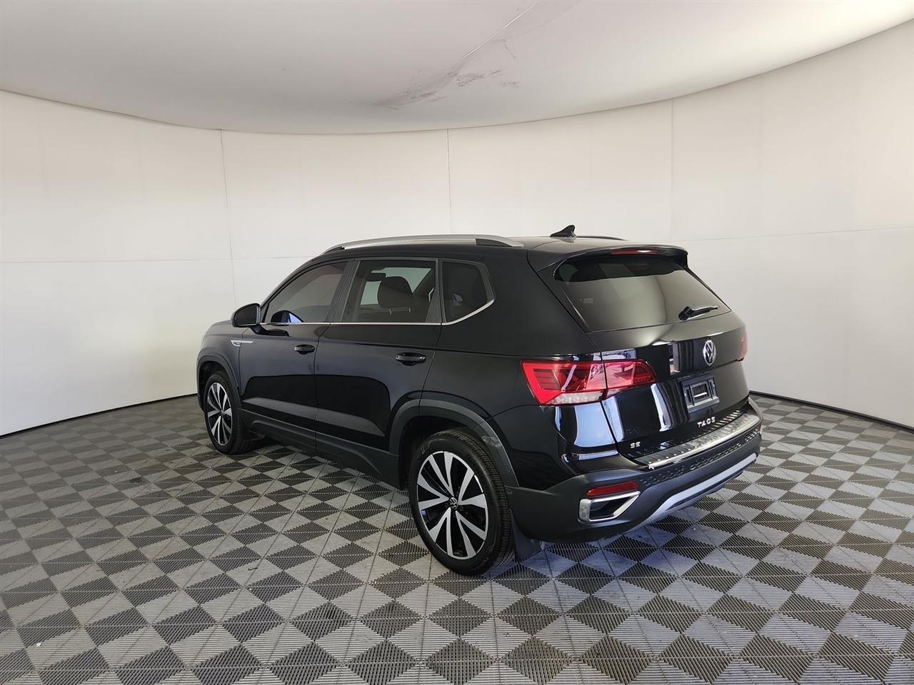 Volkswagen Taos  2022