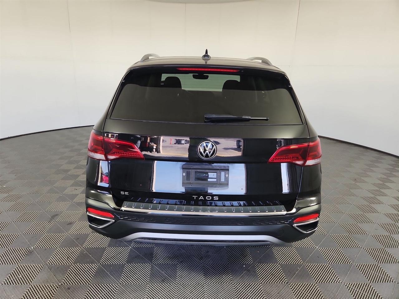 Volkswagen Taos  2022