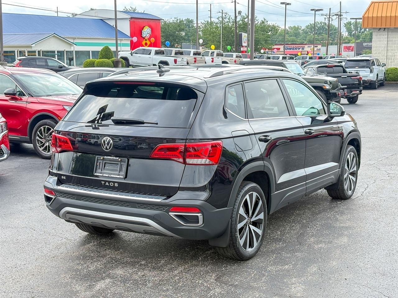 Volkswagen Taos  2022