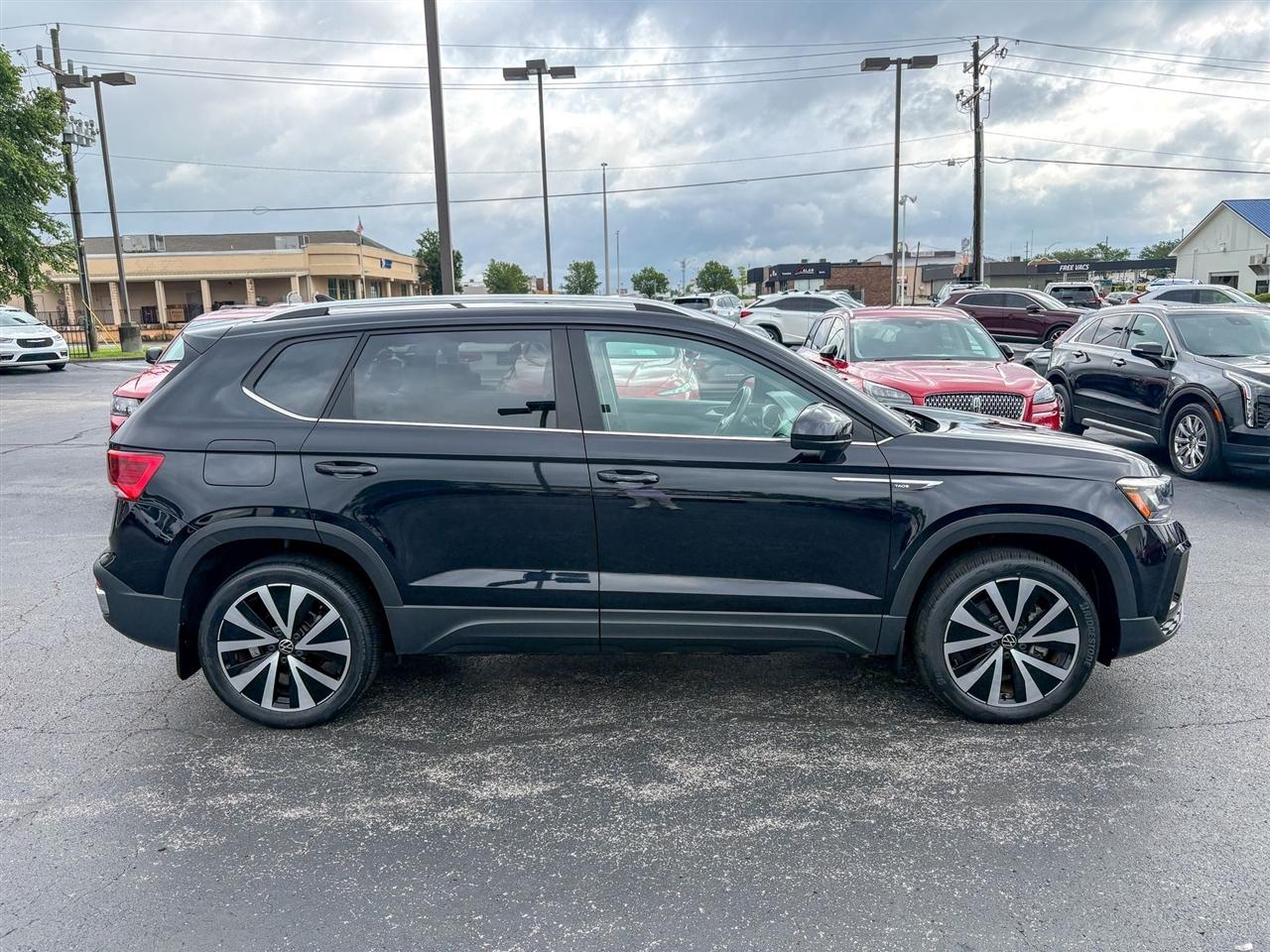 Volkswagen Taos  2022