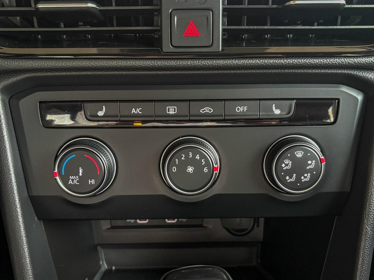 Volkswagen Taos  2022