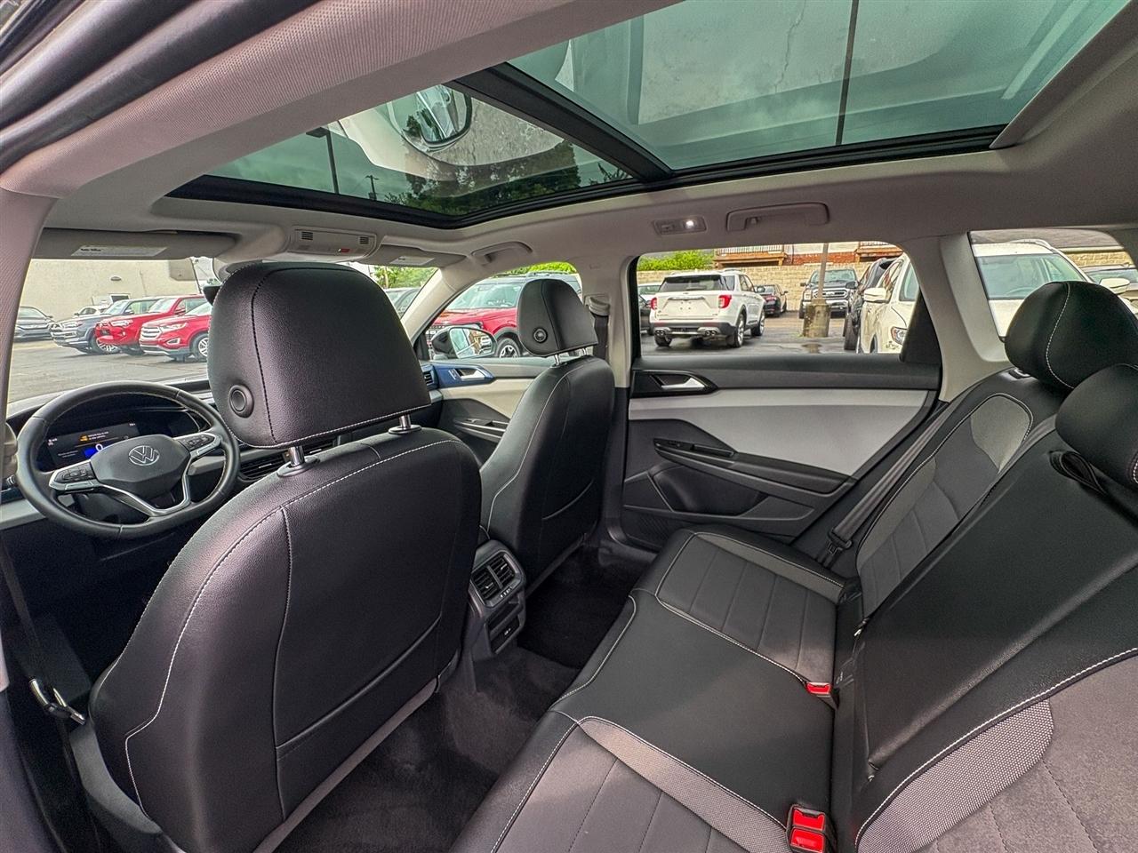 Volkswagen Taos  2022