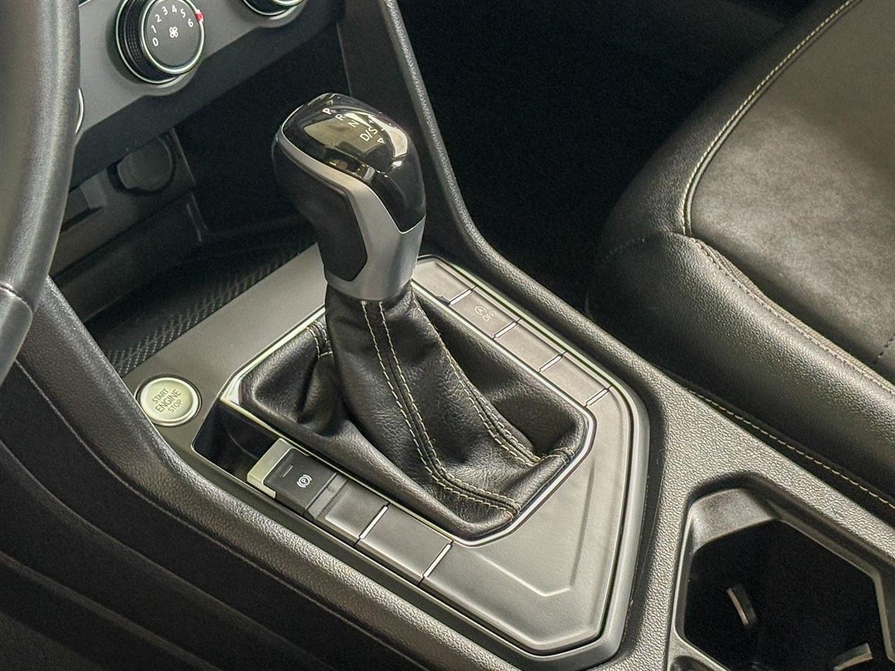 Volkswagen Taos  2022