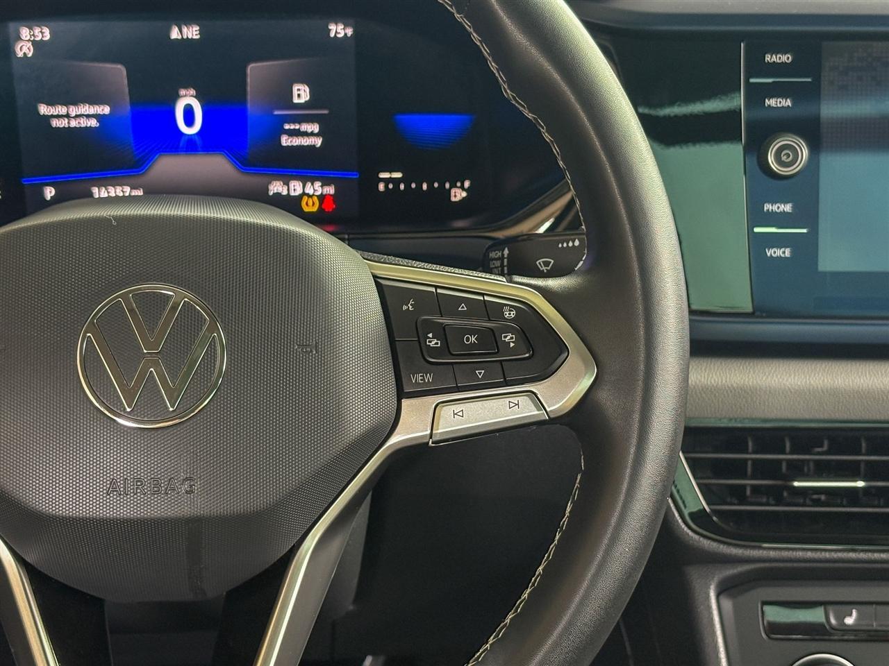 Volkswagen Taos  2022