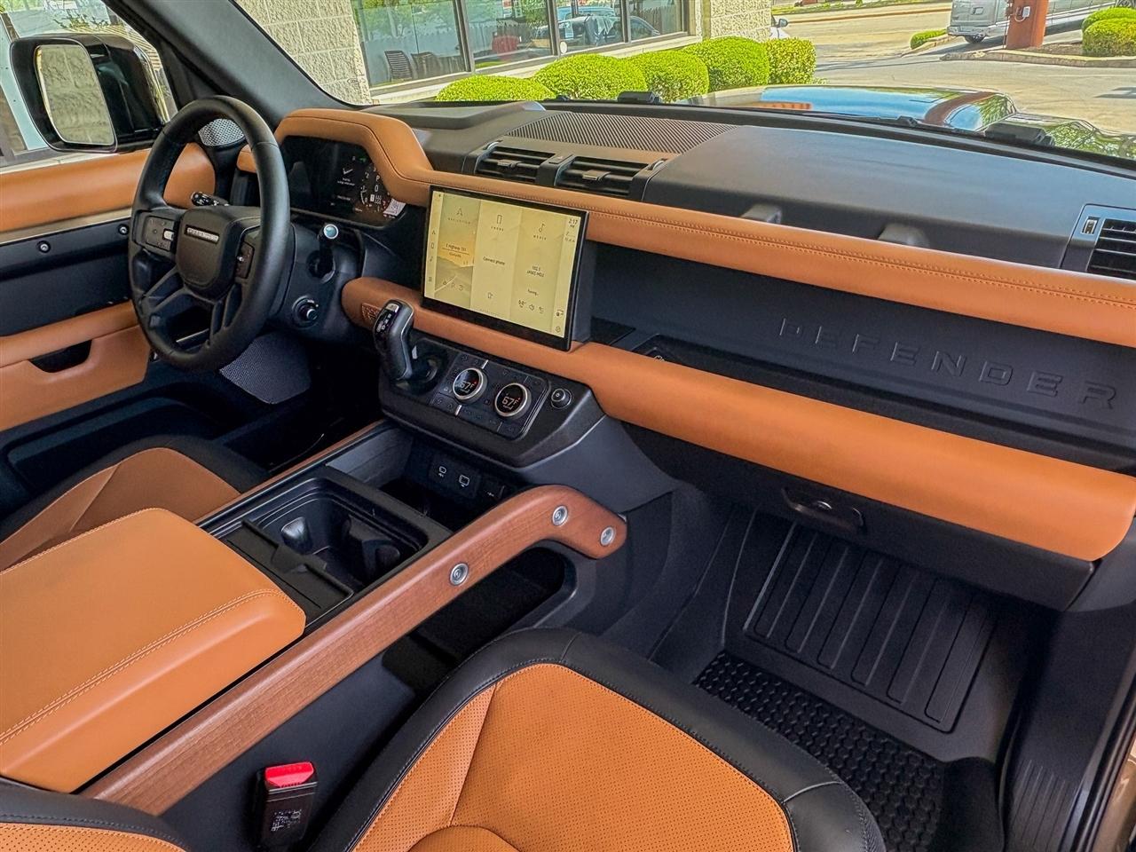 Land Rover Defender 130 X AWD 2023