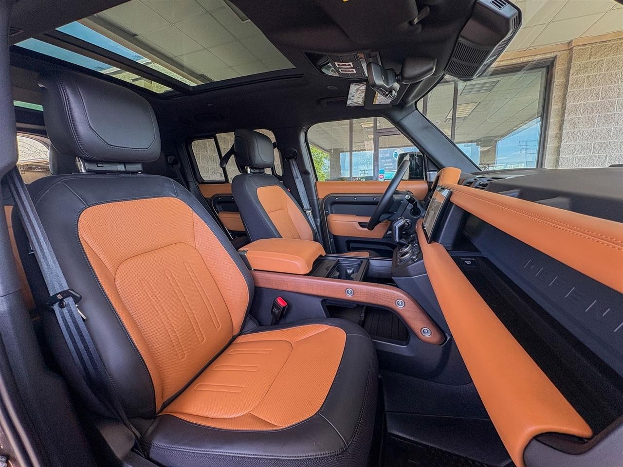Land Rover Defender 130 X AWD 2023