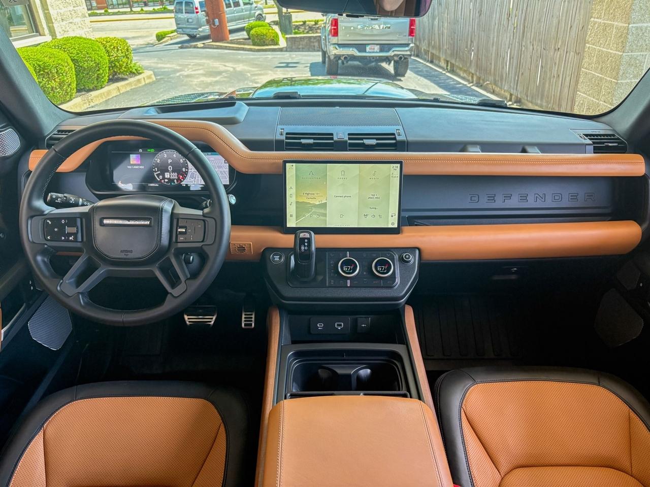 Land Rover Defender 130 X AWD 2023