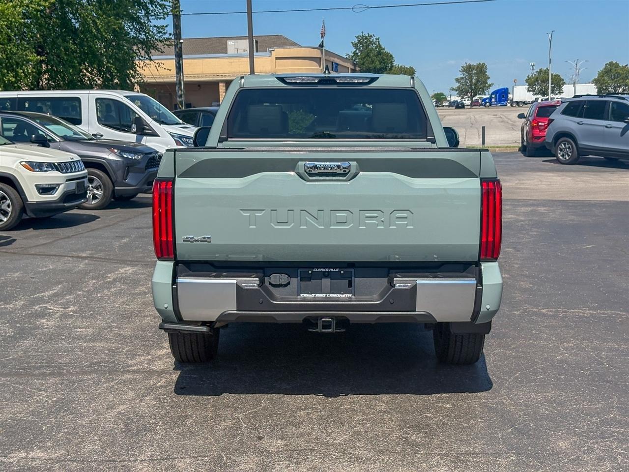 Toyota Tundra  2024