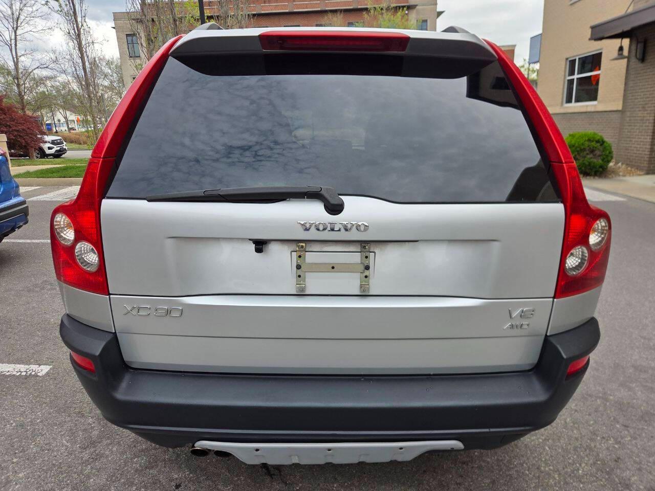 Volvo XC90 4.4L V8 AWD Auto 2006