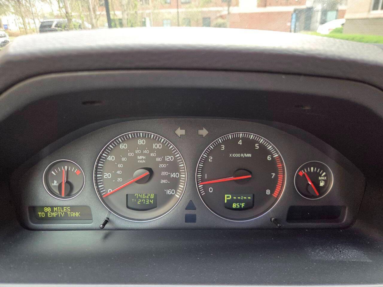 Volvo XC90 4.4L V8 AWD Auto 2006