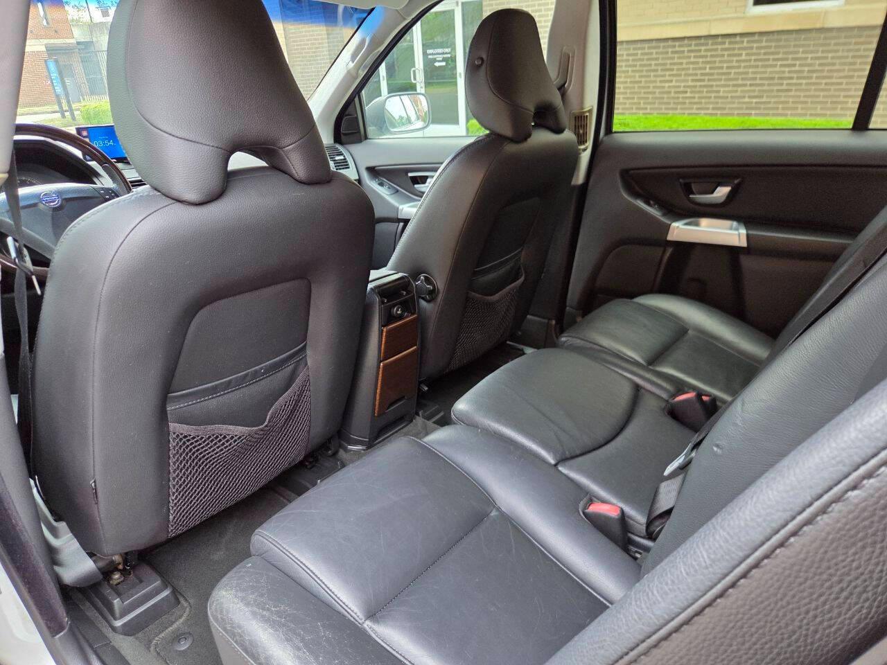 Volvo XC90 4.4L V8 AWD Auto 2006