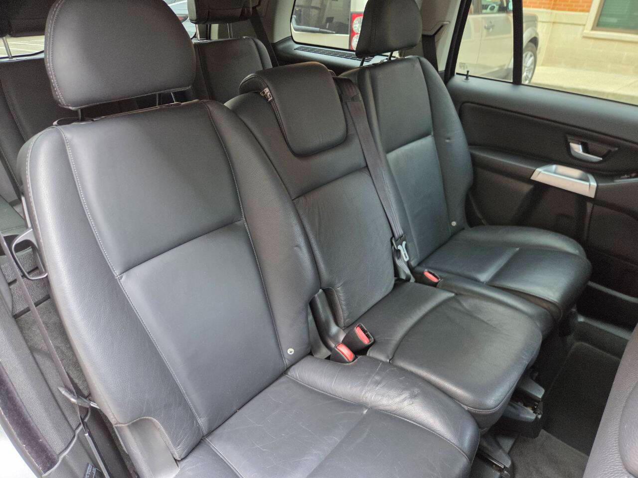 Volvo XC90 4.4L V8 AWD Auto 2006