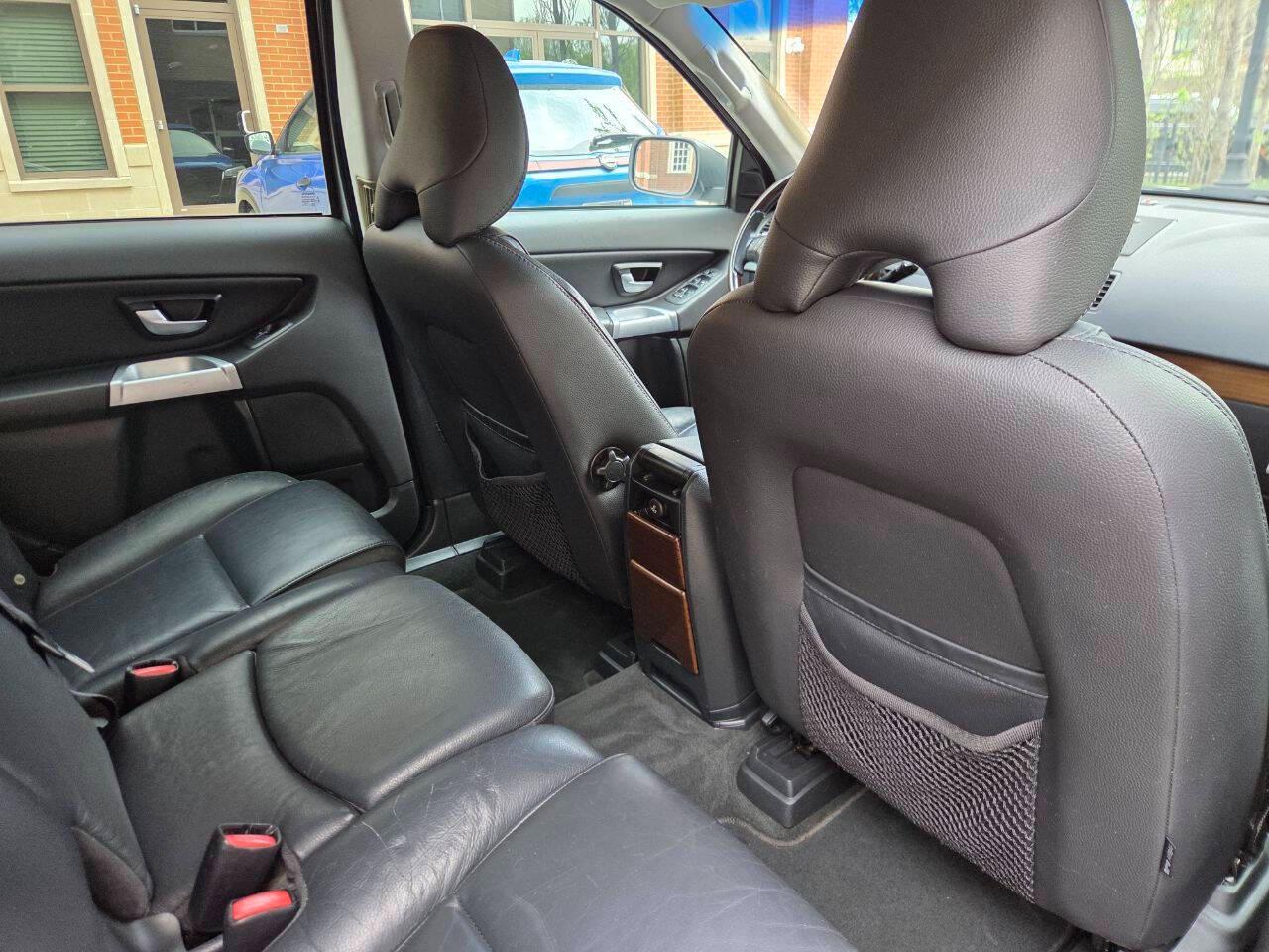 Volvo XC90 4.4L V8 AWD Auto 2006