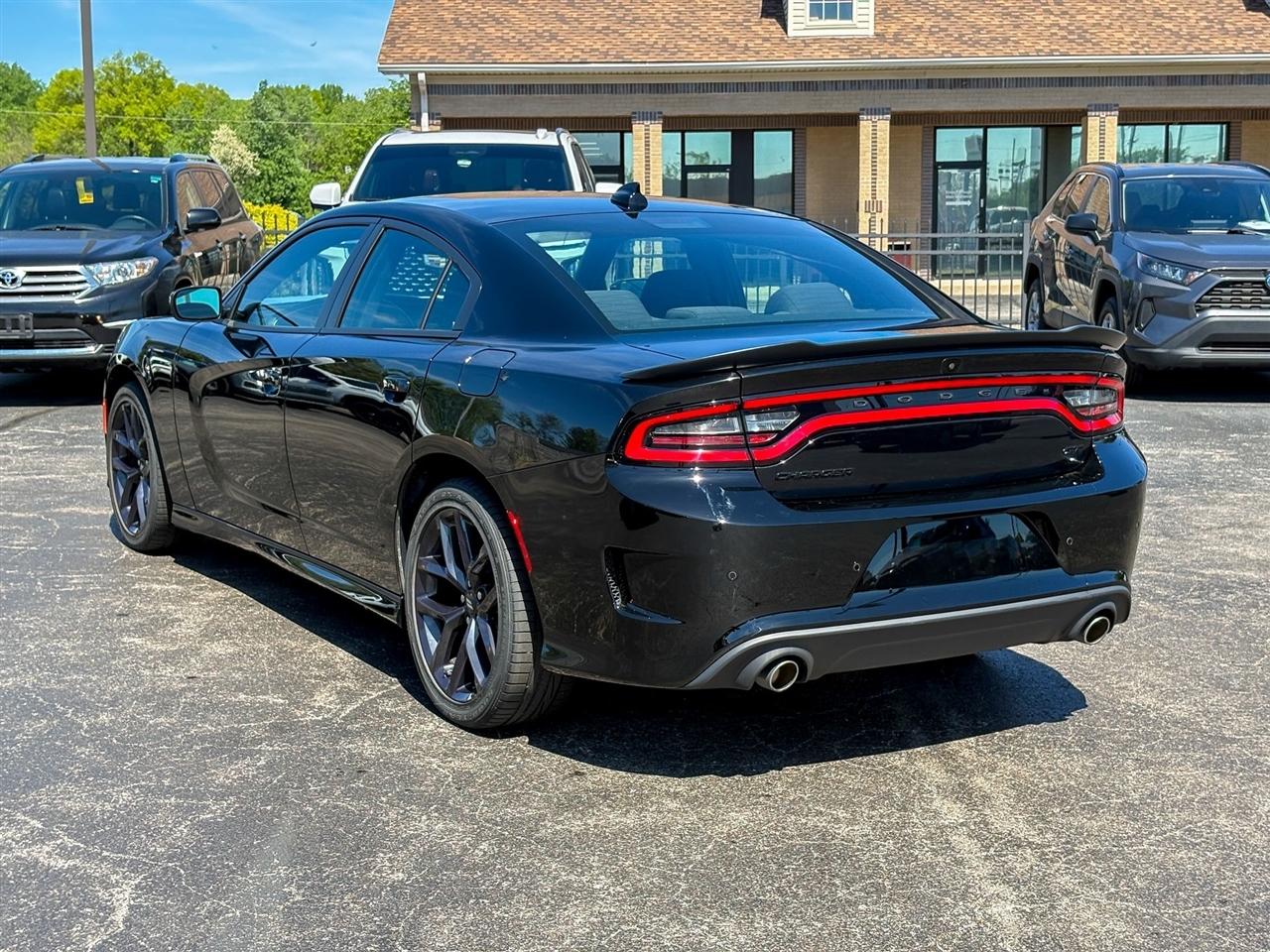 Dodge Charger  2020