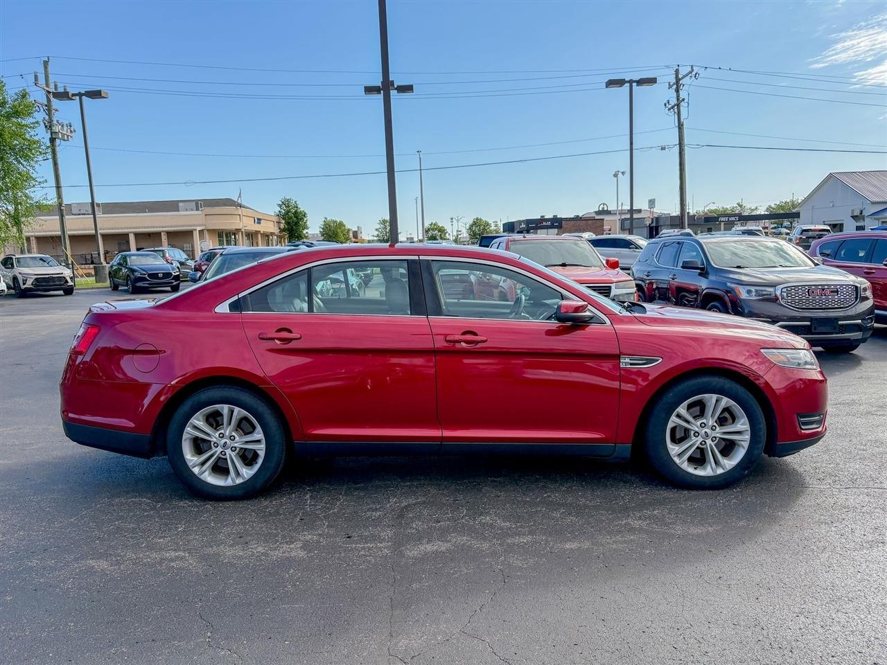 Ford Taurus  2018