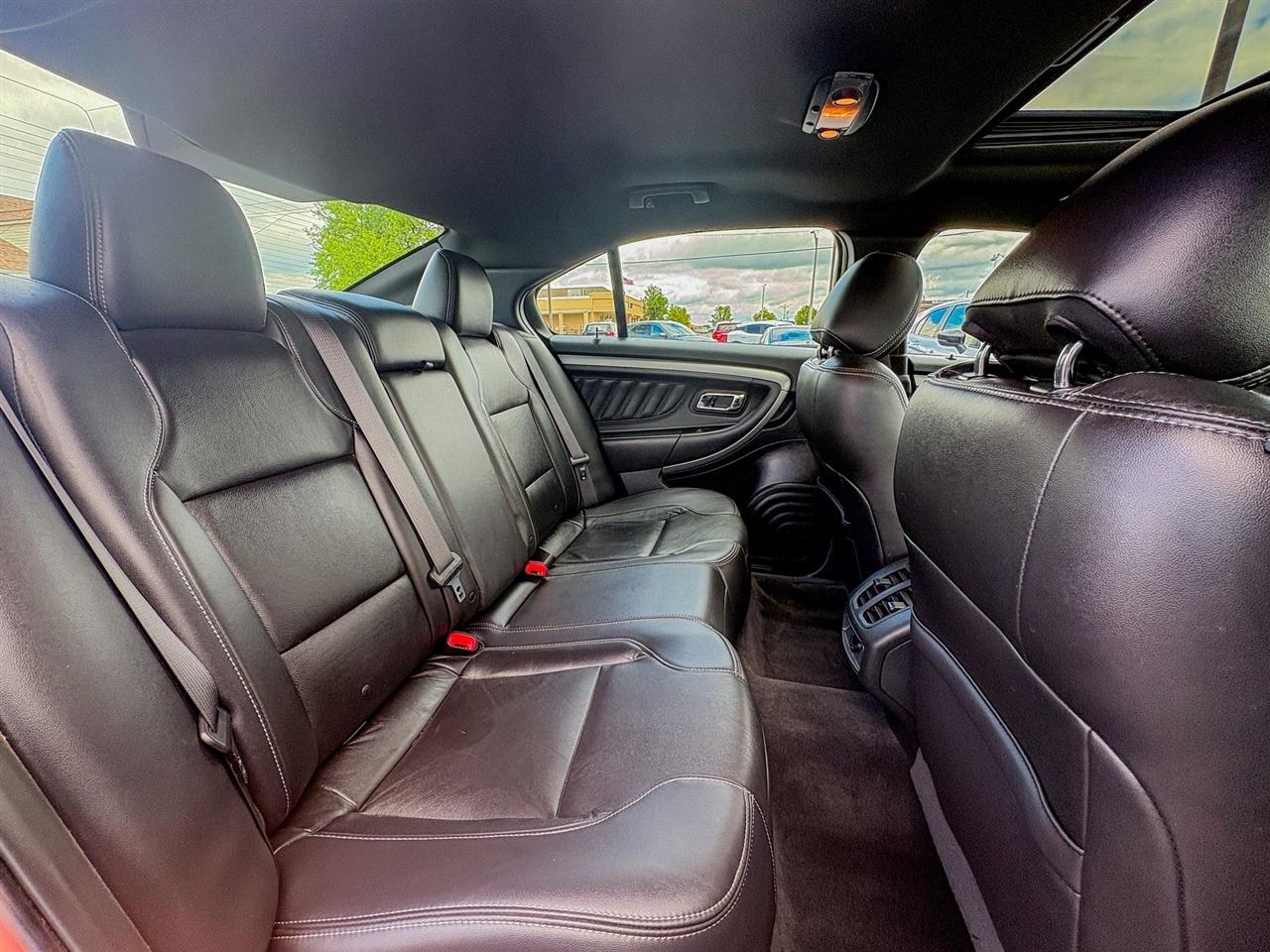 Ford Taurus  2018