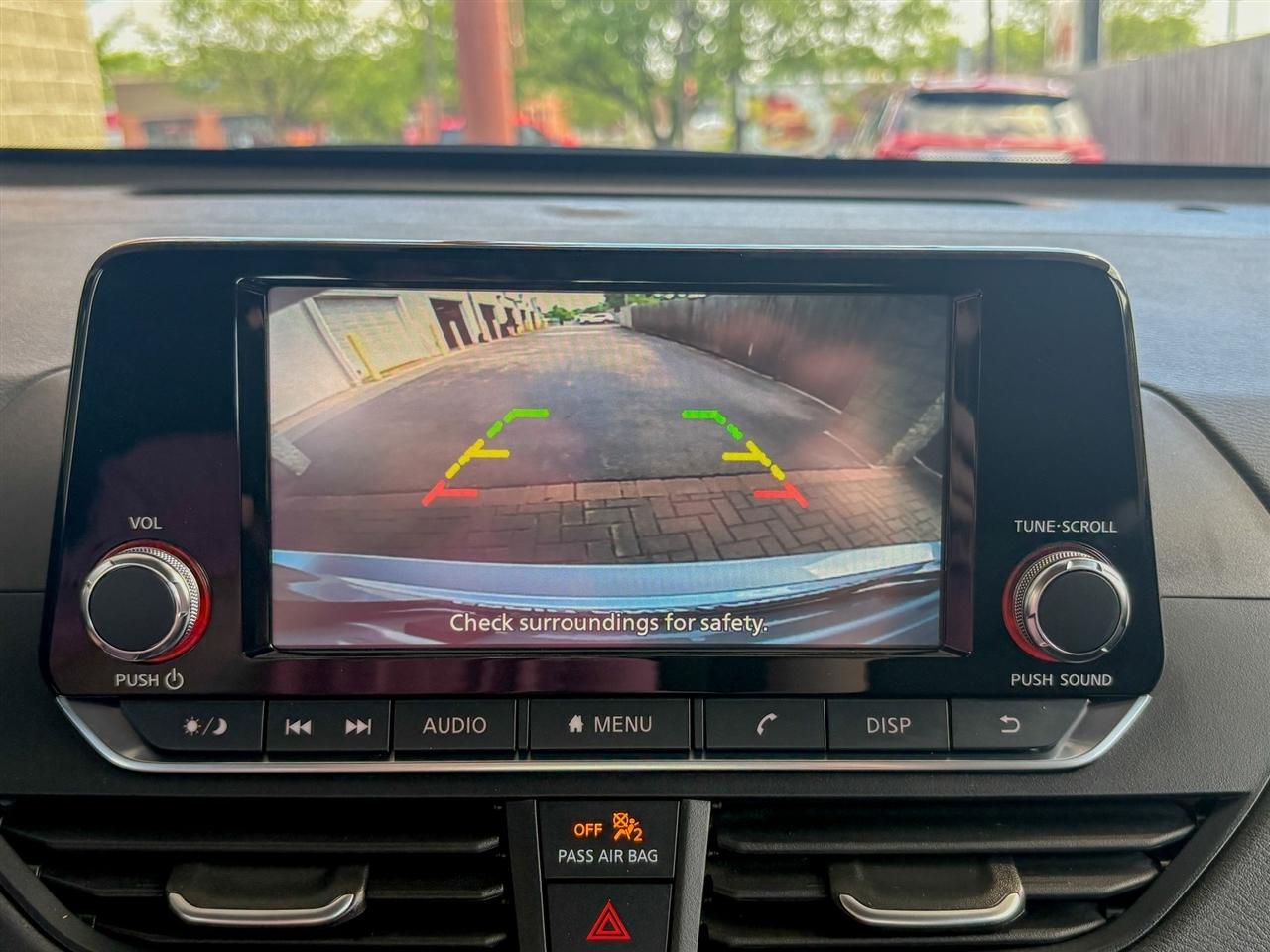 Nissan Altima  2024