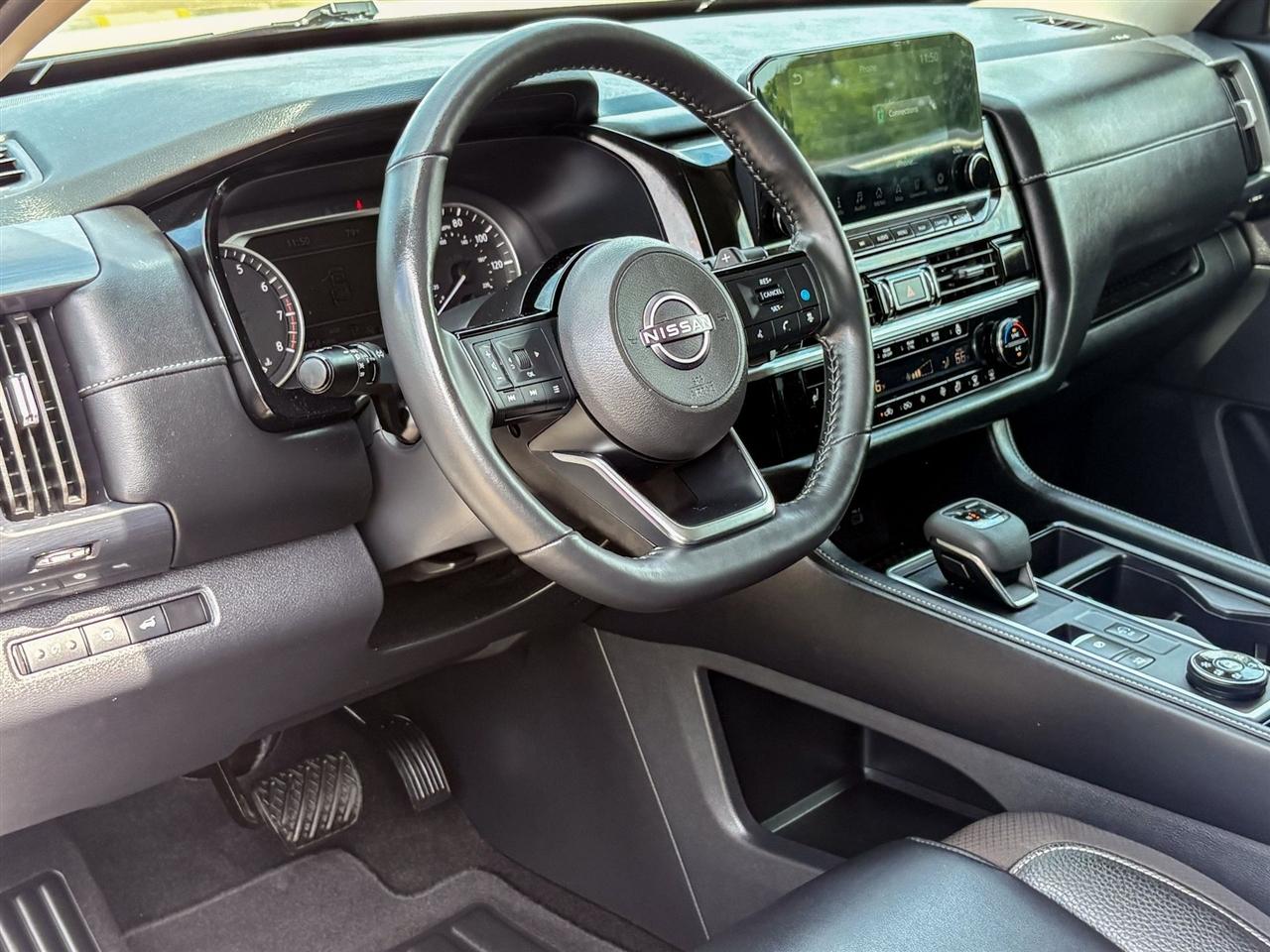 Nissan Pathfinder SL 4WD 2023