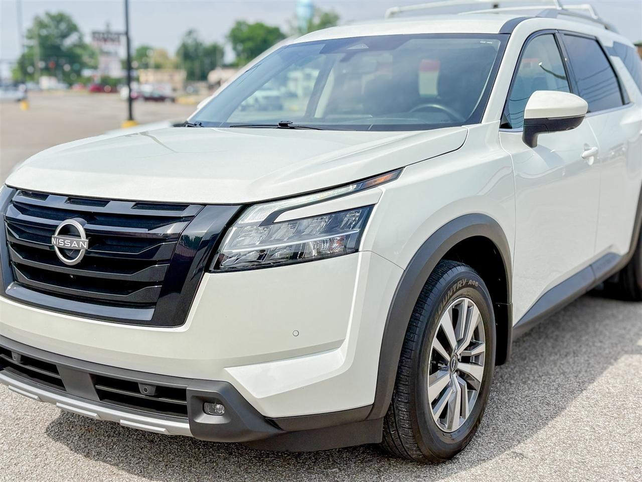 Nissan Pathfinder SL 4WD 2023