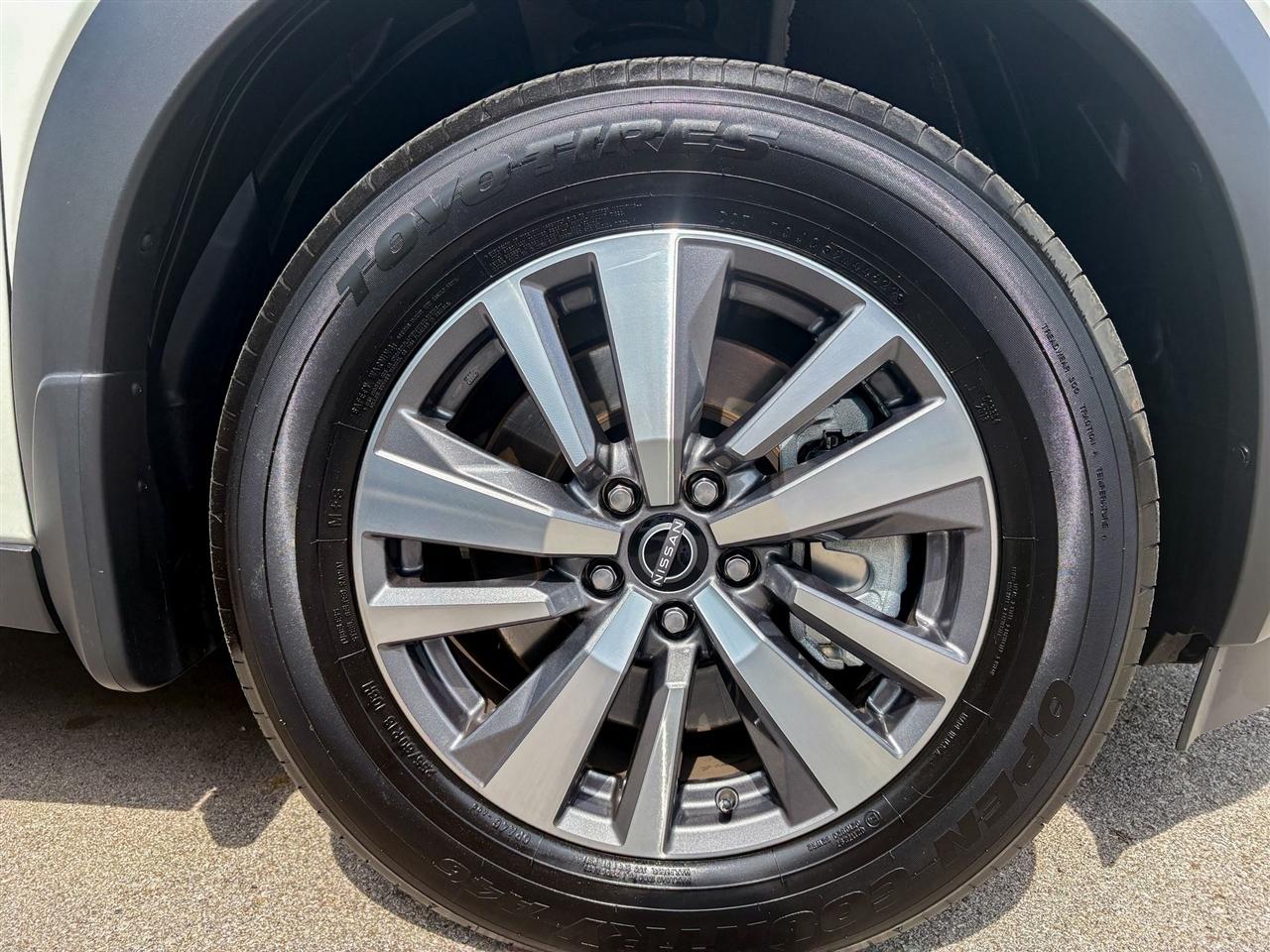 Nissan Pathfinder SL 4WD 2023