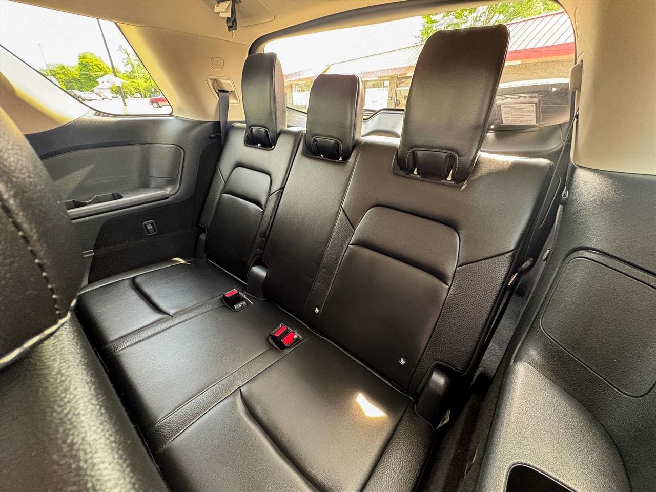 Nissan Pathfinder SL 4WD 2023