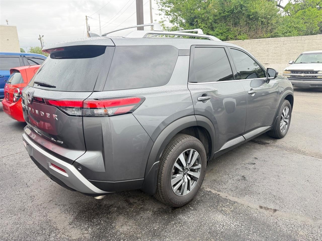 Nissan Pathfinder  2025