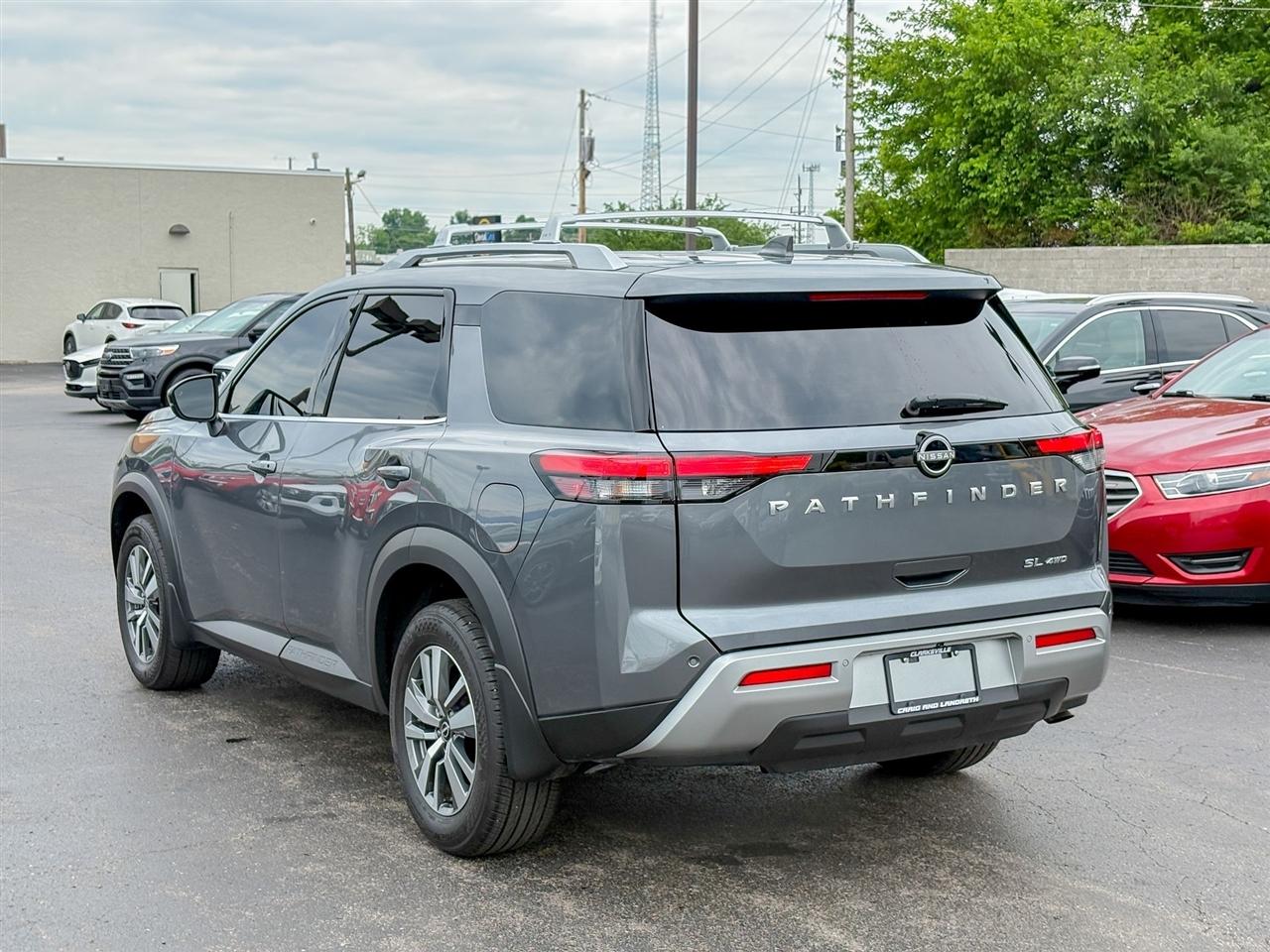 Nissan Pathfinder  2025
