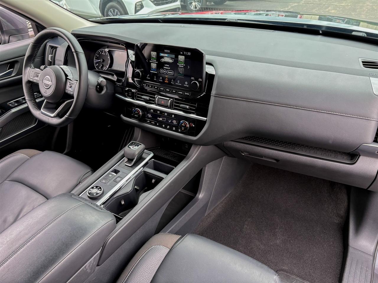 Nissan Pathfinder  2025