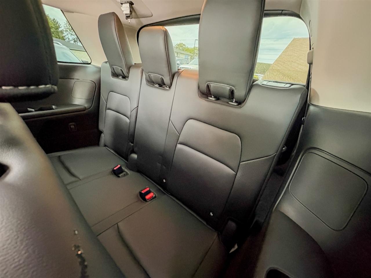 Nissan Pathfinder  2025
