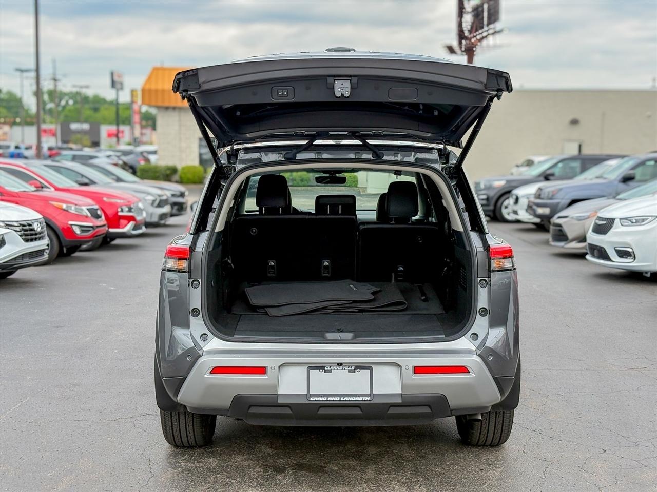 Nissan Pathfinder  2025