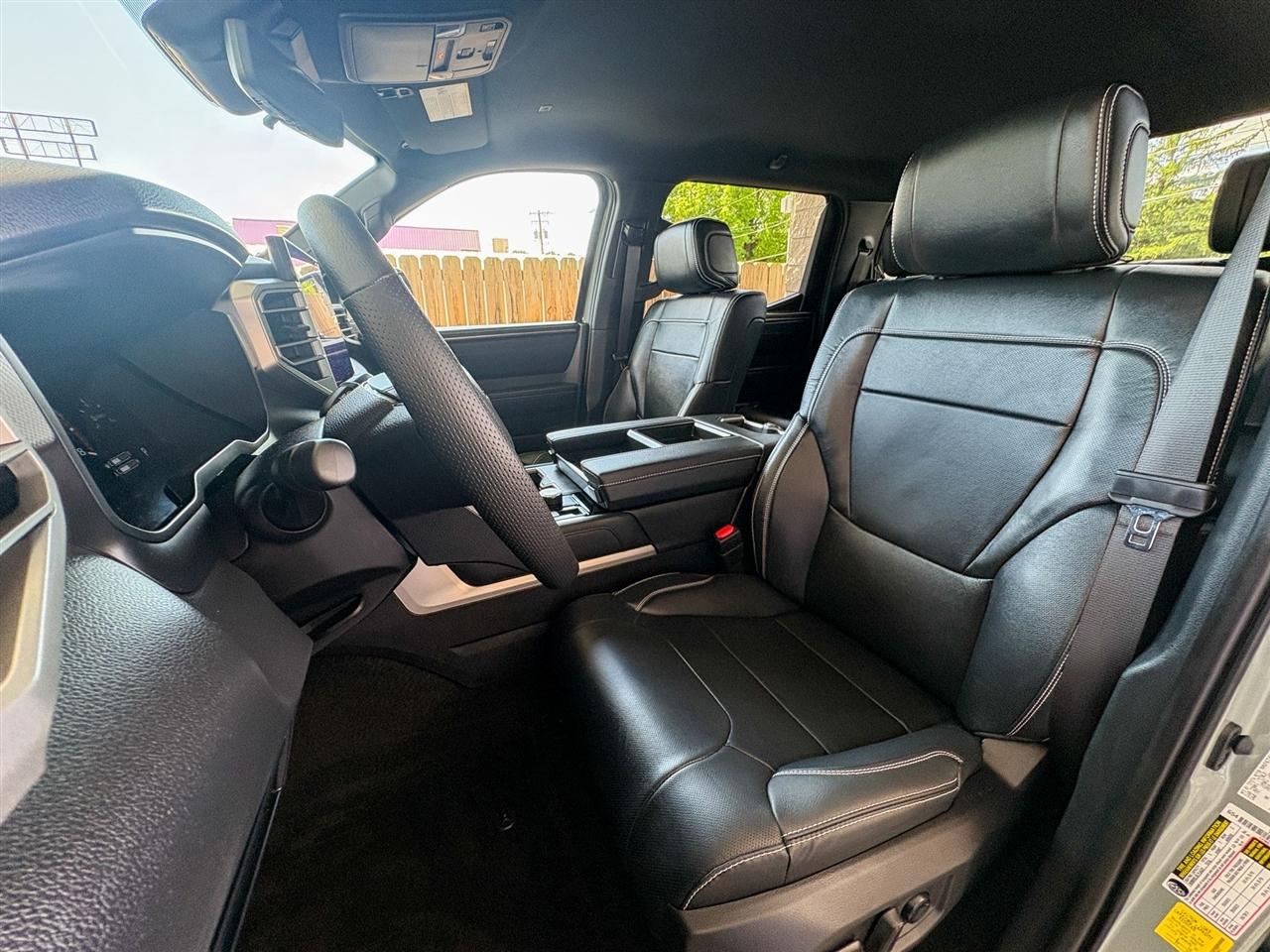 Toyota Tundra Limited Crew Max 4WD 2026