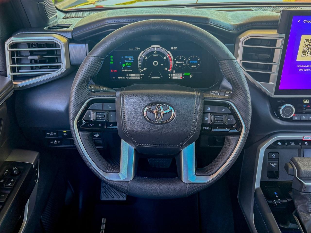 Toyota Sequoia Platinum 4WD 2025