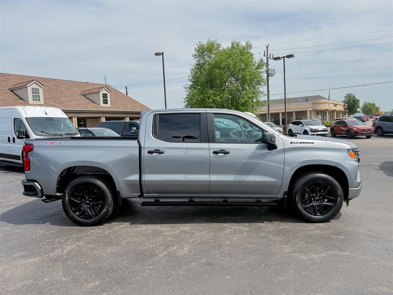 Chevrolet Silverado 1500  2023